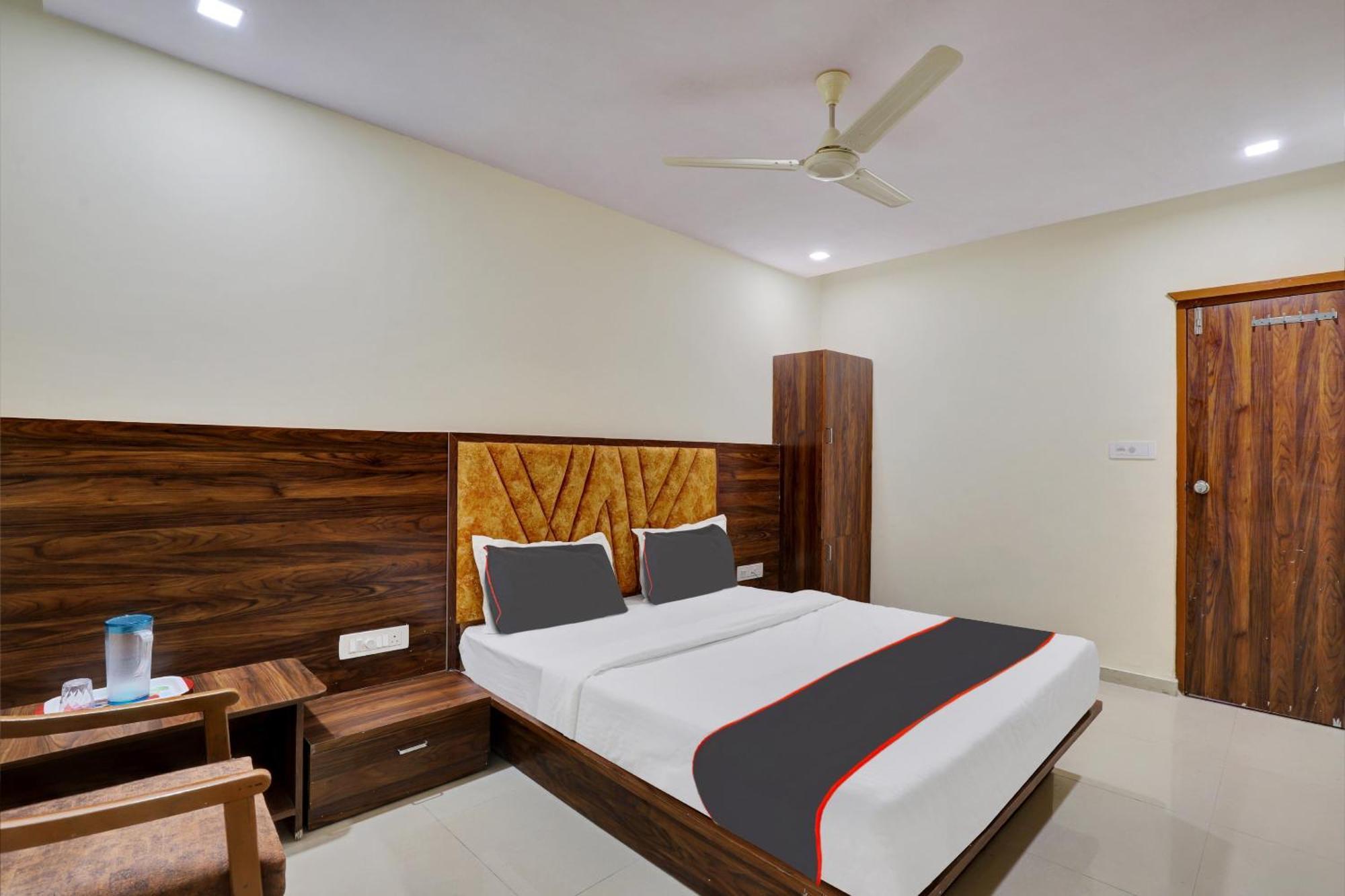 Hotel O Neelkamal Ахмедабад Екстер'єр фото